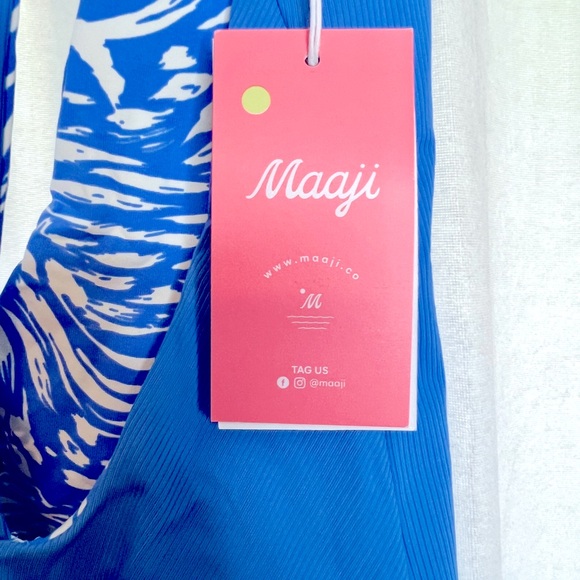 NEW w/ Tags Maaji Blue Bell Tiky Plunge Reversible One Piece Swimsuit - Picture 3 of 12
